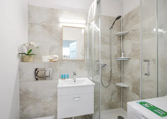 Cozy Comfort By Bookinghost * 포즈난