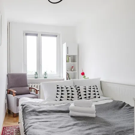 Апартаменты Cozy Comfort By Bookinghost