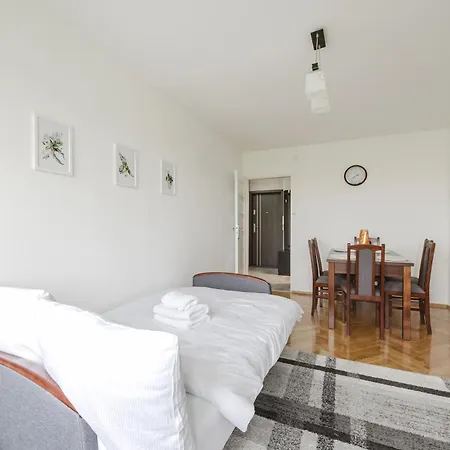 Апартаменты Cozy Comfort By Bookinghost *